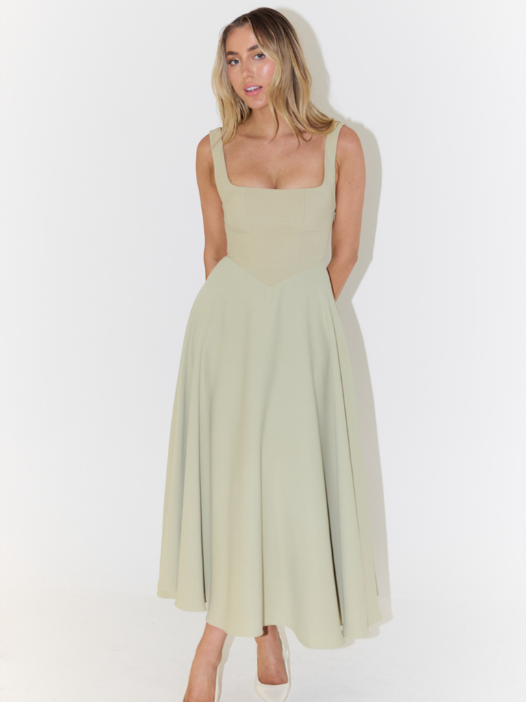 Vestido Maxi Paula salvia — plano completo alternativo